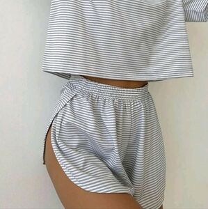2pcs Shorts Set Casual Loose Fit T-shirt Small Gray and White Striped Loungewear